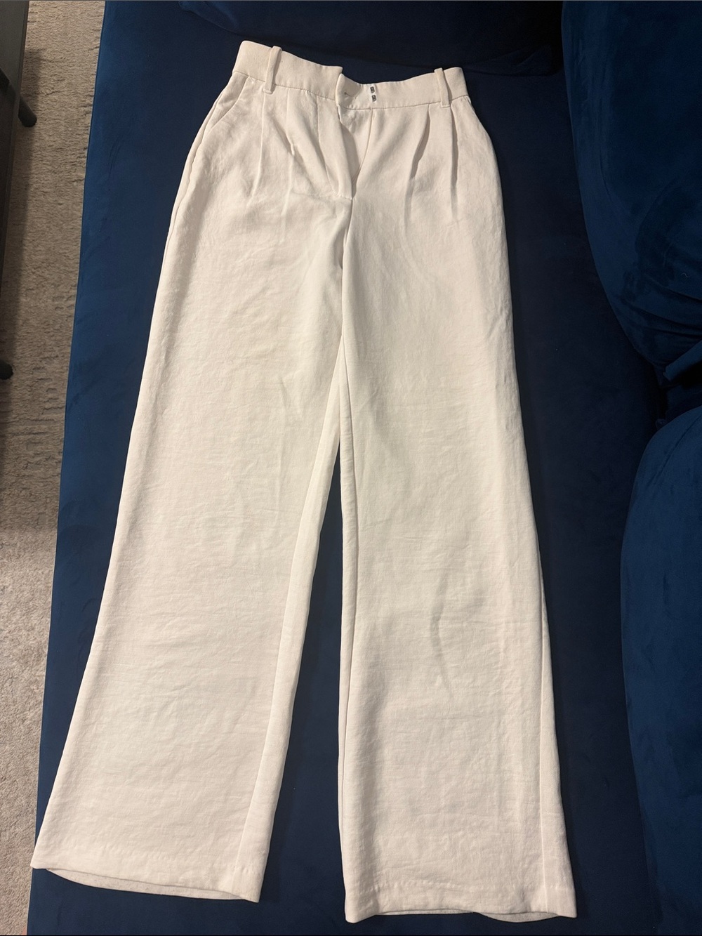 A&F Premium Crepe High-Rise Trouser - White